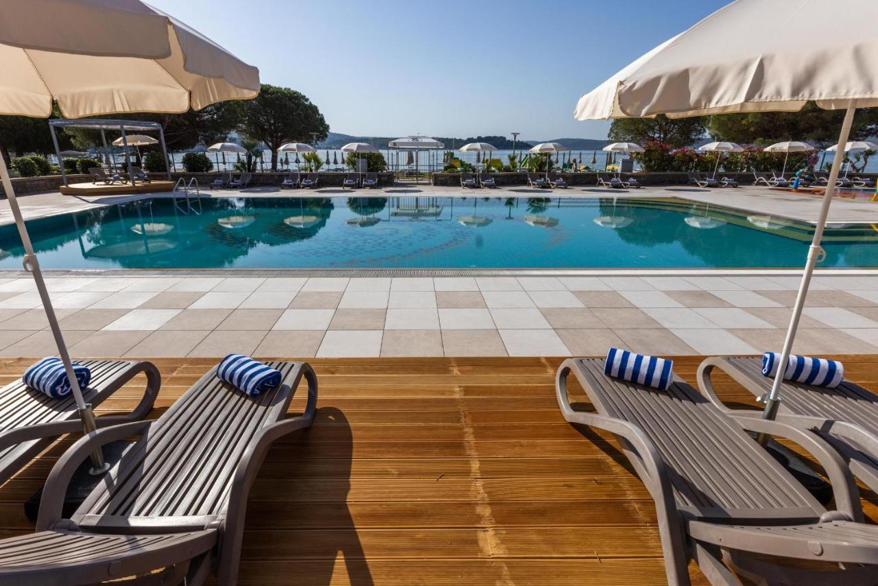 Hotel Vile Park Premium Portoroz Exterior photo